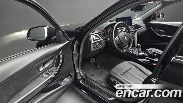 BMW 3시리즈 (F30), 2017 11