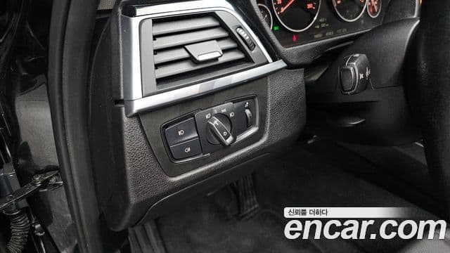 BMW 3시리즈 (F30), 2017 18