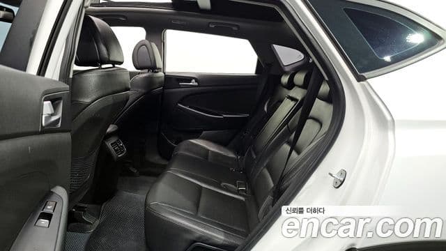 Hyundai All New Tucson Modern, 2017 12