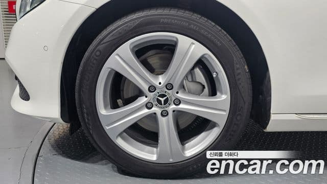 Mercedes-Benz E-класс W213 Avantgarde, 2017 все фото