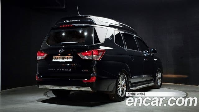 KG모빌리티(SsangYong) Korando 투리스모 high лимузин, 2017 2