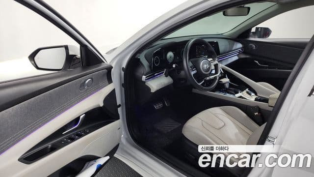 Hyundai Avante (CN7) Inspiration, 2021 10