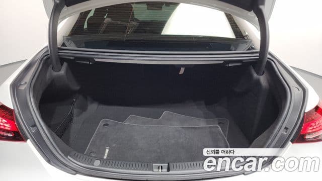 Mercedes-Benz E-класс W213 Avantgarde, 2022 20