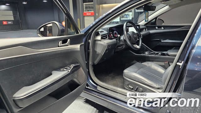 Kia K5 3세대 Prestige, 2021 11