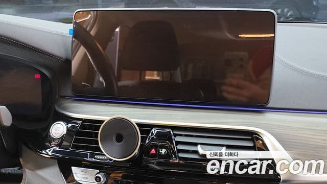 BMW 5시리즈 (G30) Luxury, 2022 8