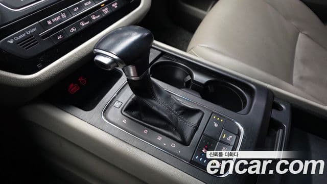 Kia All New Carnival Luxury, 2018 9