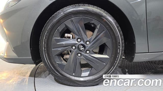 Hyundai Avante (CN7) Modern, 2023 все фото