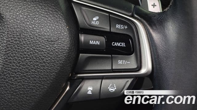 Honda Accord 10세대 2.0 гибрид Туринг (Touring), 2019 19