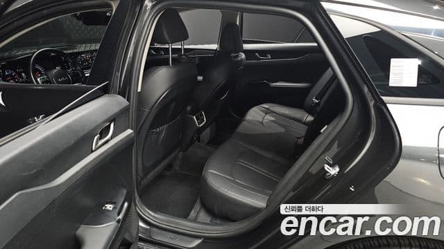 Kia K5 3세대 Prestige, 2022 12