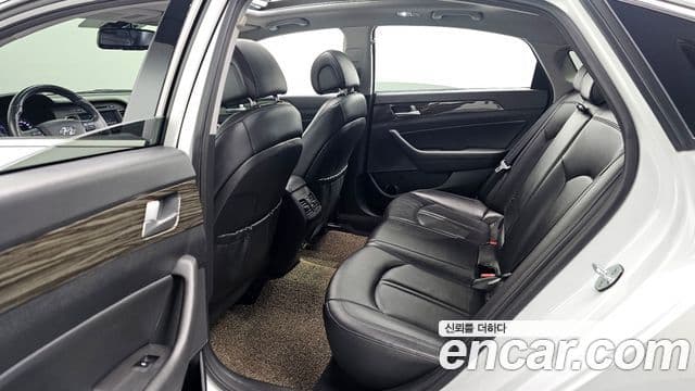 Hyundai LF Sonata 2.0 Smart, 2015 12