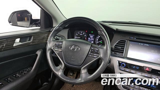 Hyundai LF Sonata 2.0 Smart, 2015 13