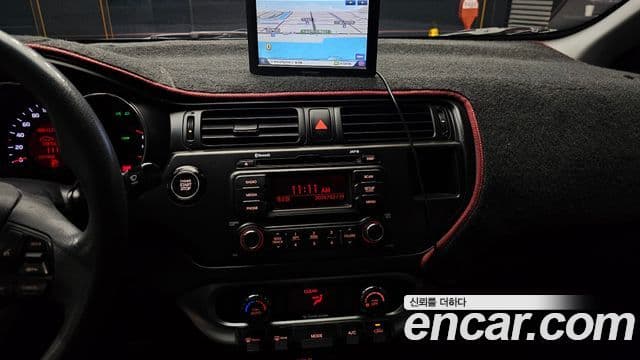 Kia All New Pride Prestige, 2012 15