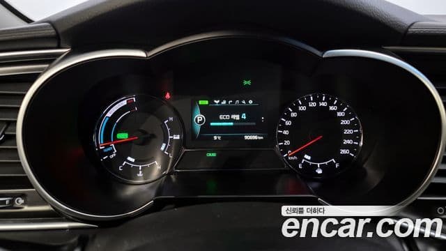 Kia K5 гибрид Prestige, 2015 8