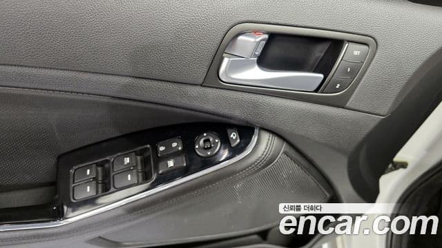 Kia K5 гибрид Prestige, 2015 14