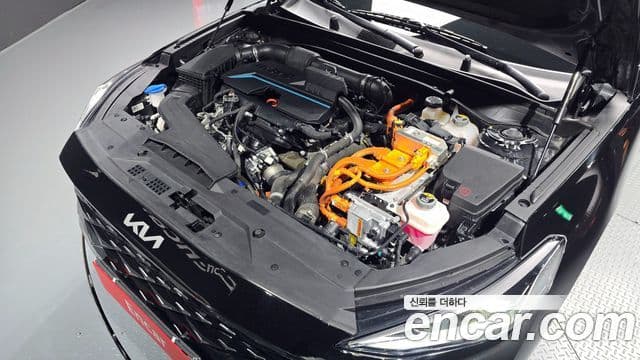 Kia K8 гибрид Signature, 2023 6