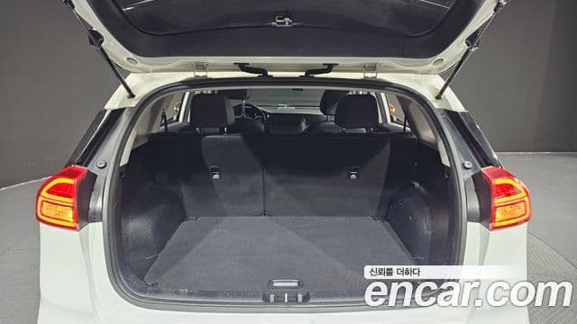 Kia Niro EV Prestige, 2022 20