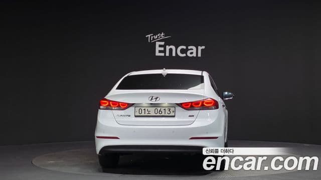 Hyundai Avante AD Special, 2017 4