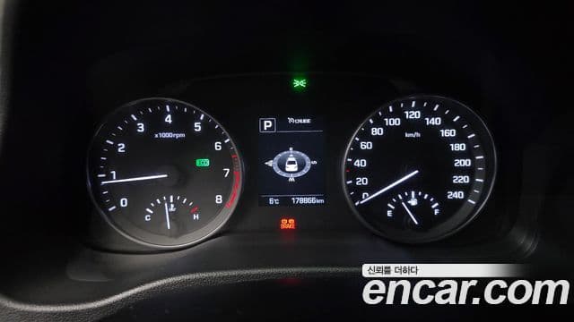 Hyundai Avante AD Special, 2017 8