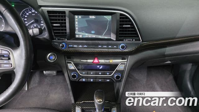 Hyundai Avante AD Special, 2017 16