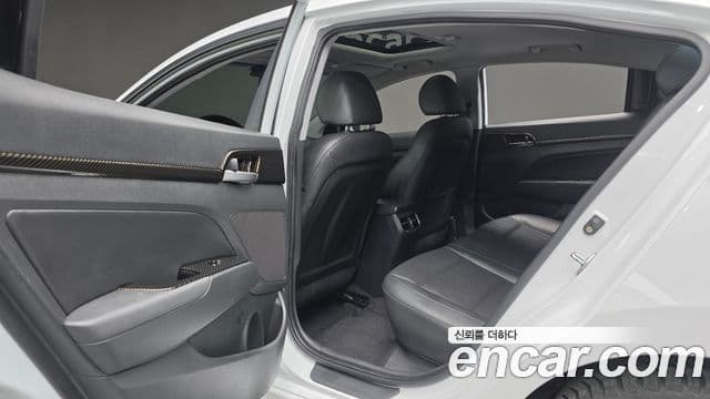 Hyundai Avante AD Special, 2017 18