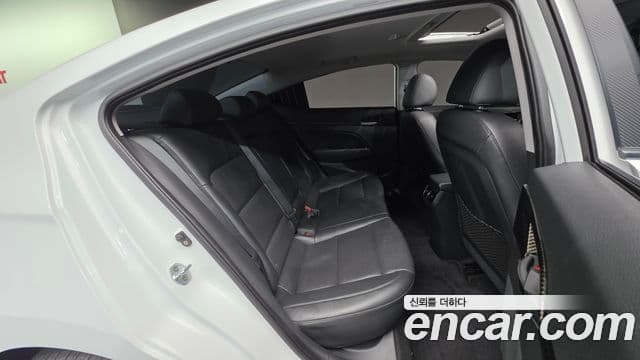 Hyundai Avante AD Special, 2017 19