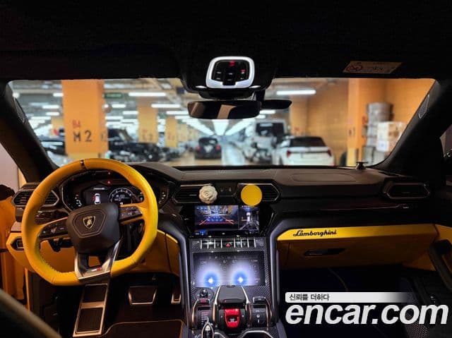 Lamborghini Urus 4.0 V8 S, 2023 12