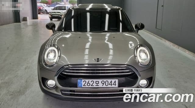 Mini Cooper 클럽맨 2세대, 2017 3