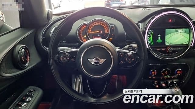 Mini Cooper 클럽맨 2세대, 2017 11