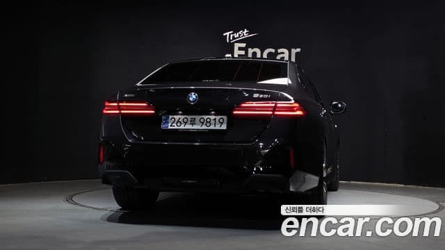 BMW 5시리즈 (G60) 530i xDrive M Sport, 2024 4