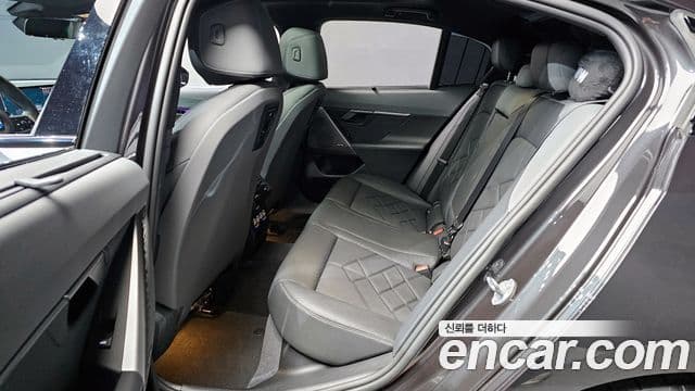 BMW 5시리즈 (G60) 530i xDrive M Sport, 2024 13