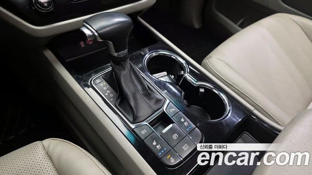 Kia The / новый New Carnival Prestige, 2019 9