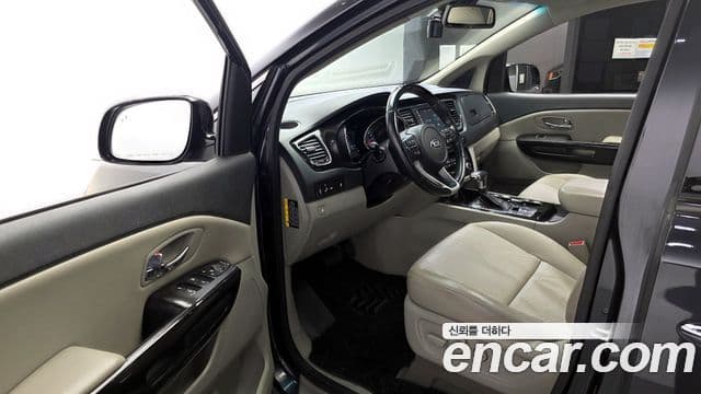 Kia The / новый New Carnival Prestige, 2019 10