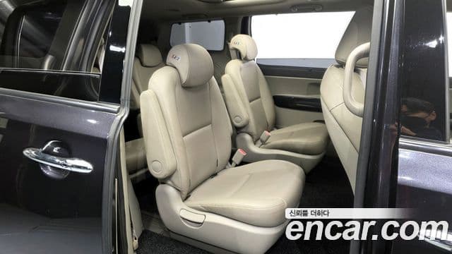 Kia The / новый New Carnival Prestige, 2019 12