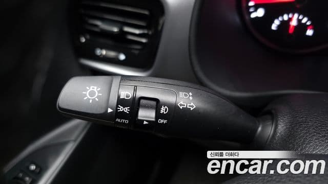 Kia Stonic Prestige, 2019 18