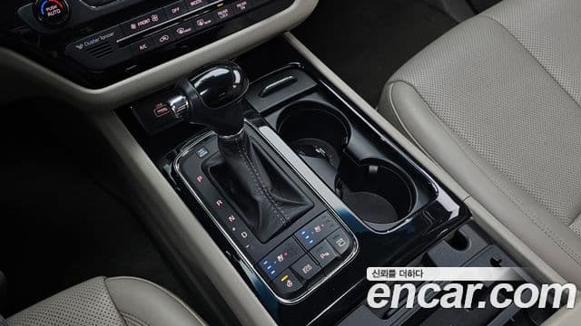 Kia All New Carnival President, 2016 9