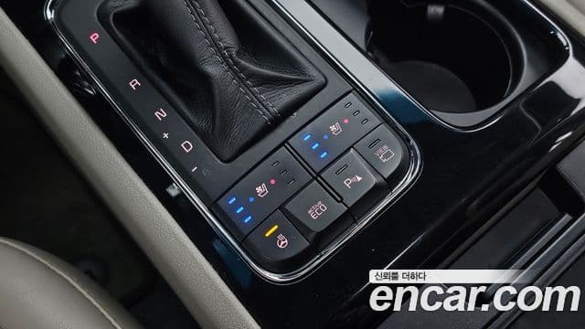 Kia All New Carnival President, 2016 18