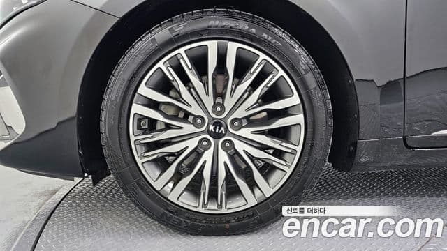 Kia K7 Premier Noblesse, 2020 все фото