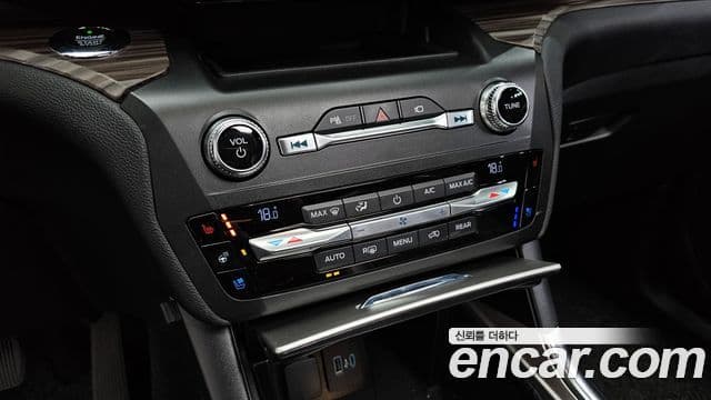 Ford Explorer 6세대 2.3 Limited 4WD, 2020 15