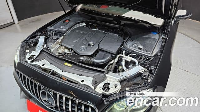 Mercedes-Benz E-класс W213 E220d кабриолет, 2018 6