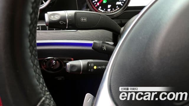 Mercedes-Benz E-класс W213 E220d кабриолет, 2018 17