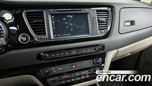 Kia All New Carnival Prestige, 2016 14
