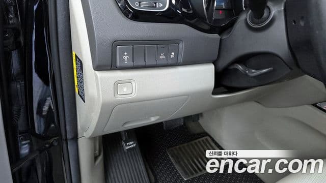 Kia All New Carnival Prestige, 2016 18