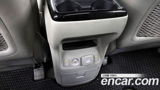 Kia All New Carnival Prestige, 2016 19