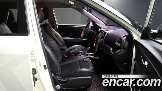 KG모빌리티(SsangYong) Tivoli VX 2WD, 2015 10