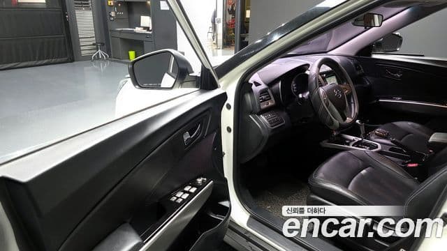 KG모빌리티(SsangYong) Tivoli VX 2WD, 2015 11