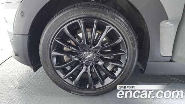 Mini Cooper 클럽맨 2세대, 2021 все фото