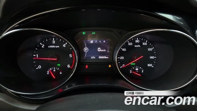 Kia All New Carnival Prestige, 2017 8