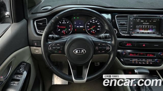 Kia All New Carnival Prestige, 2017 13