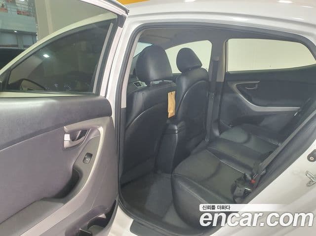 Hyundai Avante MD M16 GDI Blue Saver, 2012 6