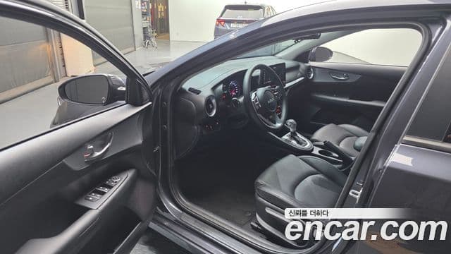 Kia The / новый New K3 2세대 Trendy, 2022 10